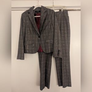 Women's traditional black/white soft plaid pantsuit